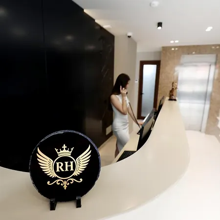 酒店 Rich 波格拉德茨